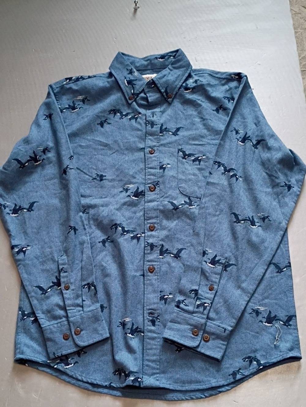 Blake Shelton Lands End Men's M Blue Long-Sleeve Button-Down Hunting Birds